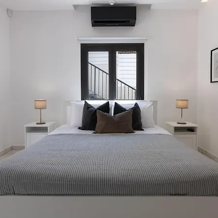 Luxury W Pool Kakopetria