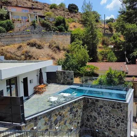 Nyaraló Luxury W Pool