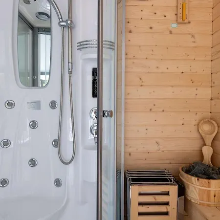 Nyaraló Luxury W Pool *