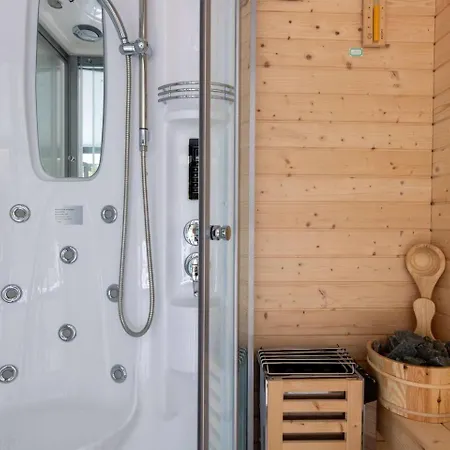 Nyaraló Luxury W Pool Kakopetriá