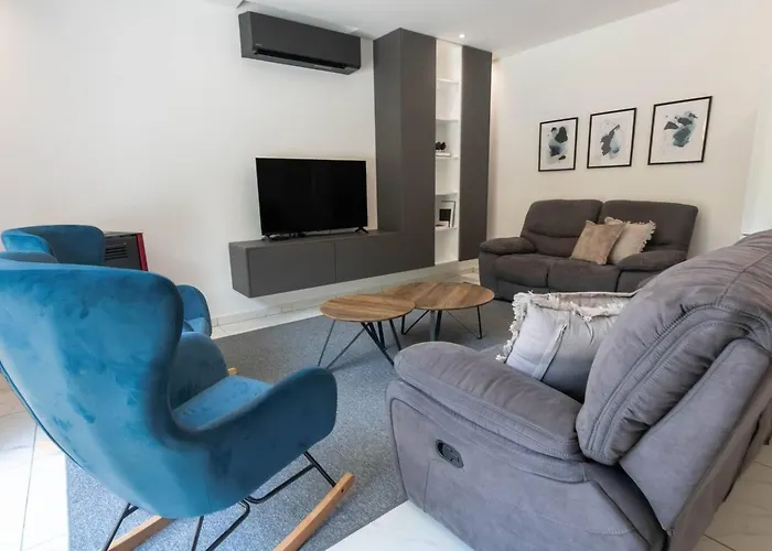 Luxury W Pool Дом отдыха *